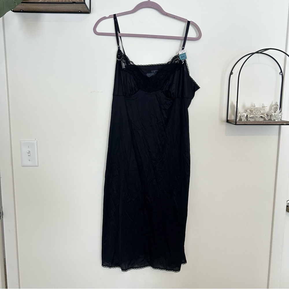NWT Vintage Vassarette Black Lace Trim Slip Dress‎ Nightie Chemise Size 44